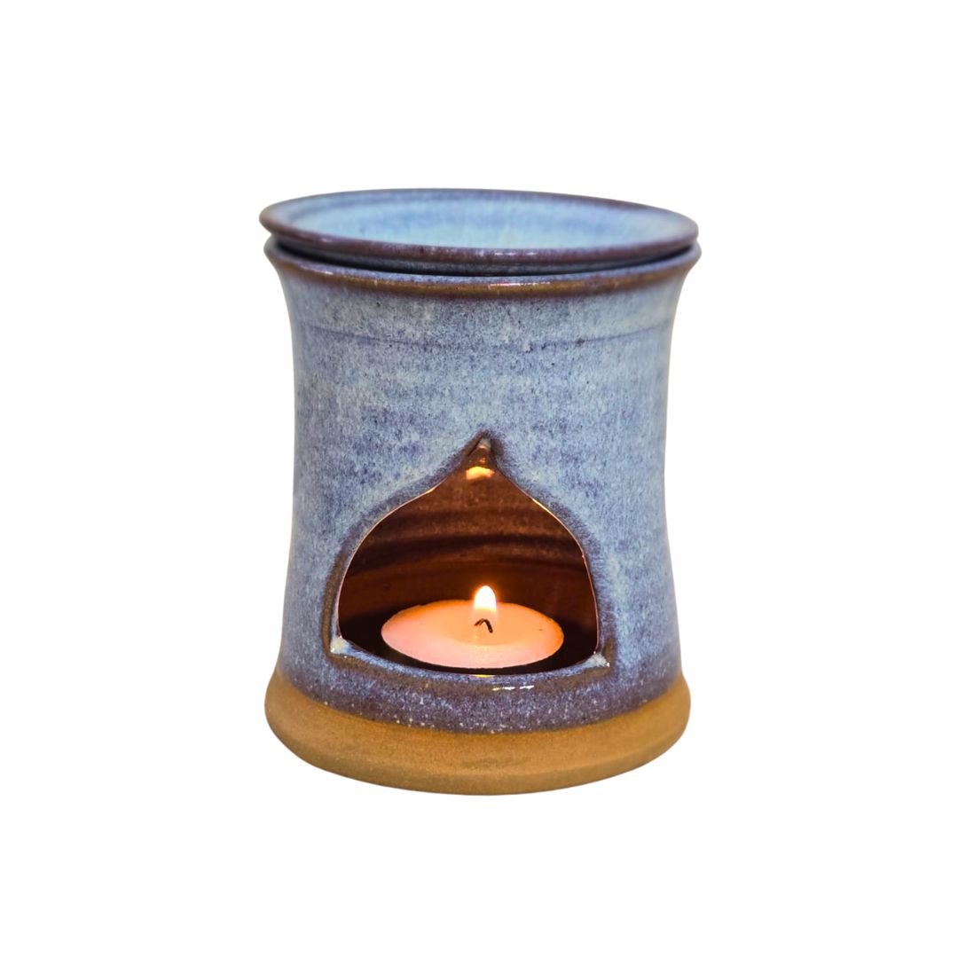 מבער של בת-שבע, עבודת יד עם גלזורה – תכלת סגלגל